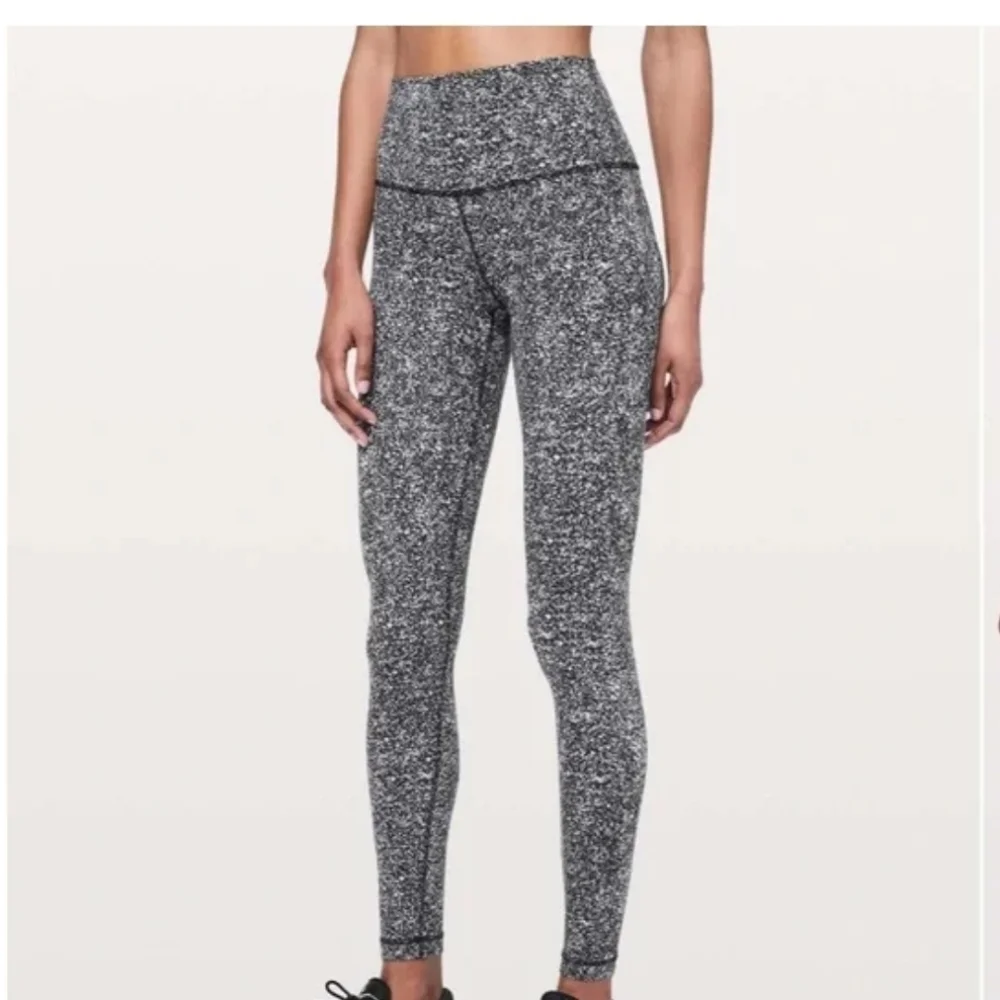 Lululemon Ladies Wunder Under High-Rise Leggings